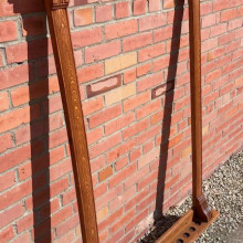 A restored 12 cue Babcock rack